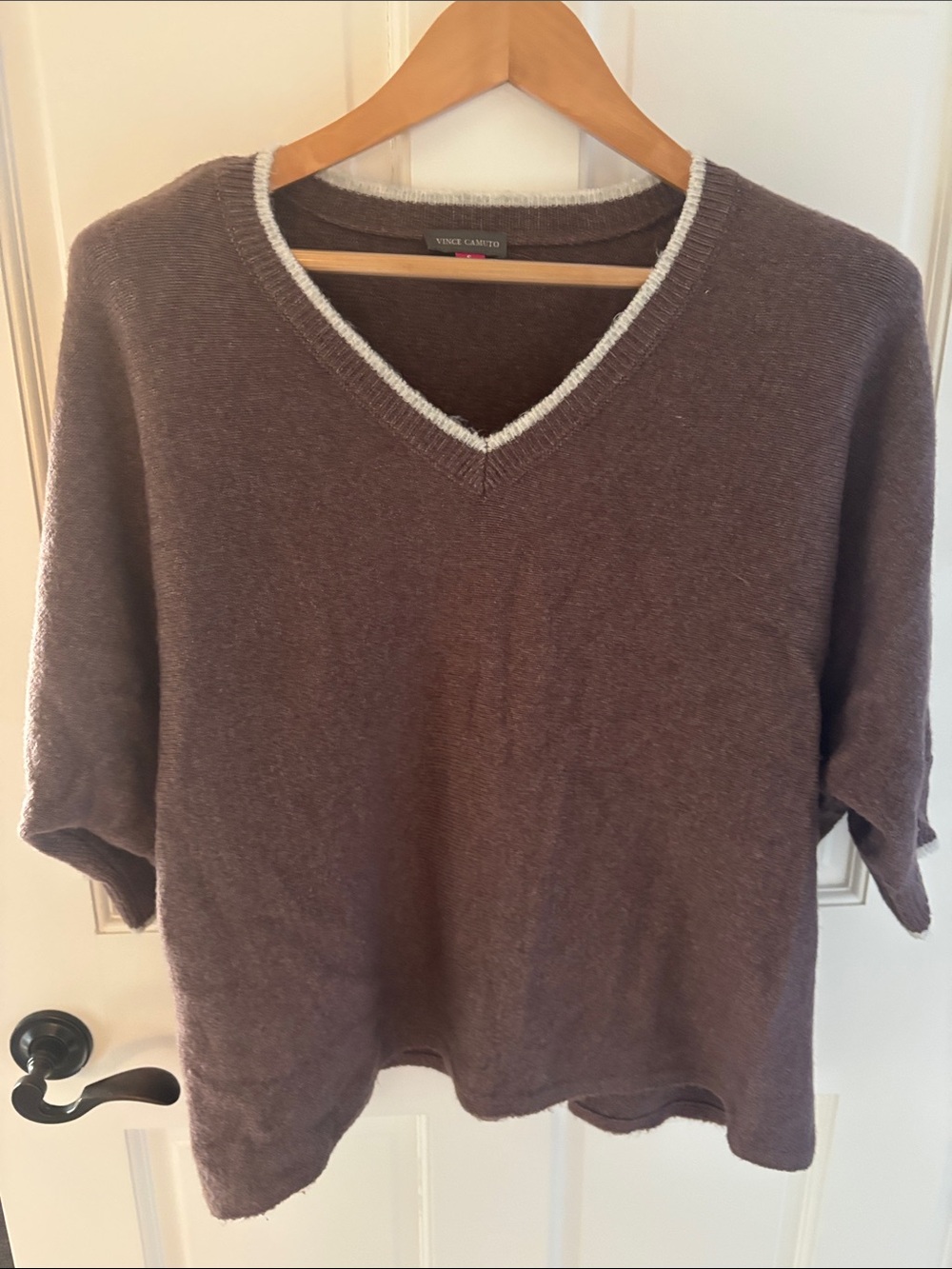 Vince Camuto Brown V-Neck Short Sleeve Sweater with White Trim